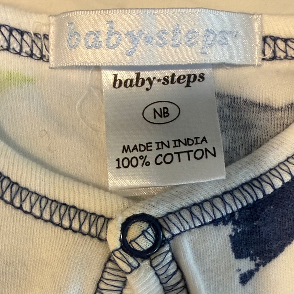 Multiple Brand Newborn bundle - Picture 5 of 12